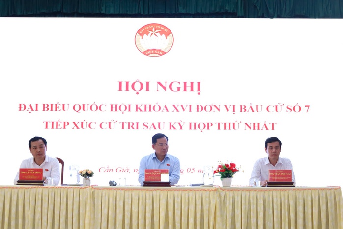 Cử tri Cần Giờ "nóng" chuyện nước sạch, đất đai- Ảnh 1.