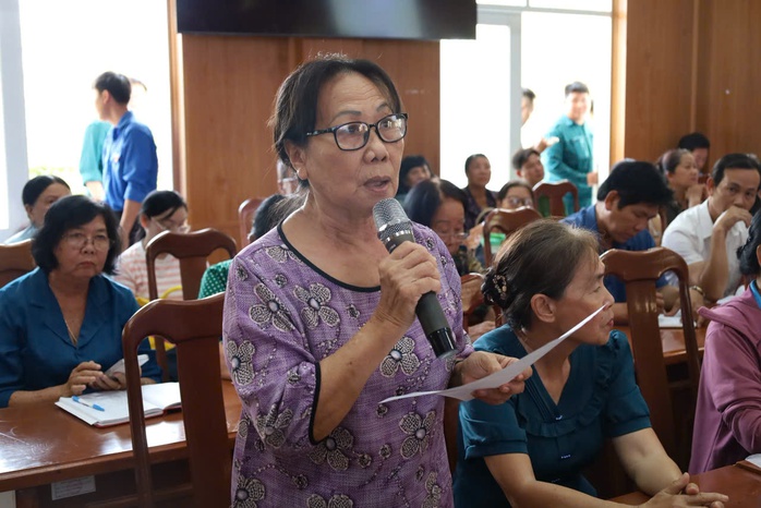 Cử tri Cần Giờ "nóng" chuyện nước sạch, đất đai- Ảnh 2.