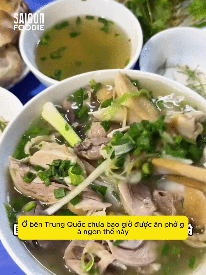 Nữ du khách Trung Quốc đến Hà Nội ăn 8 bữa một ngày, khuyên mọi người "nhất định phải mang theo bạn trai" - Ảnh 4.