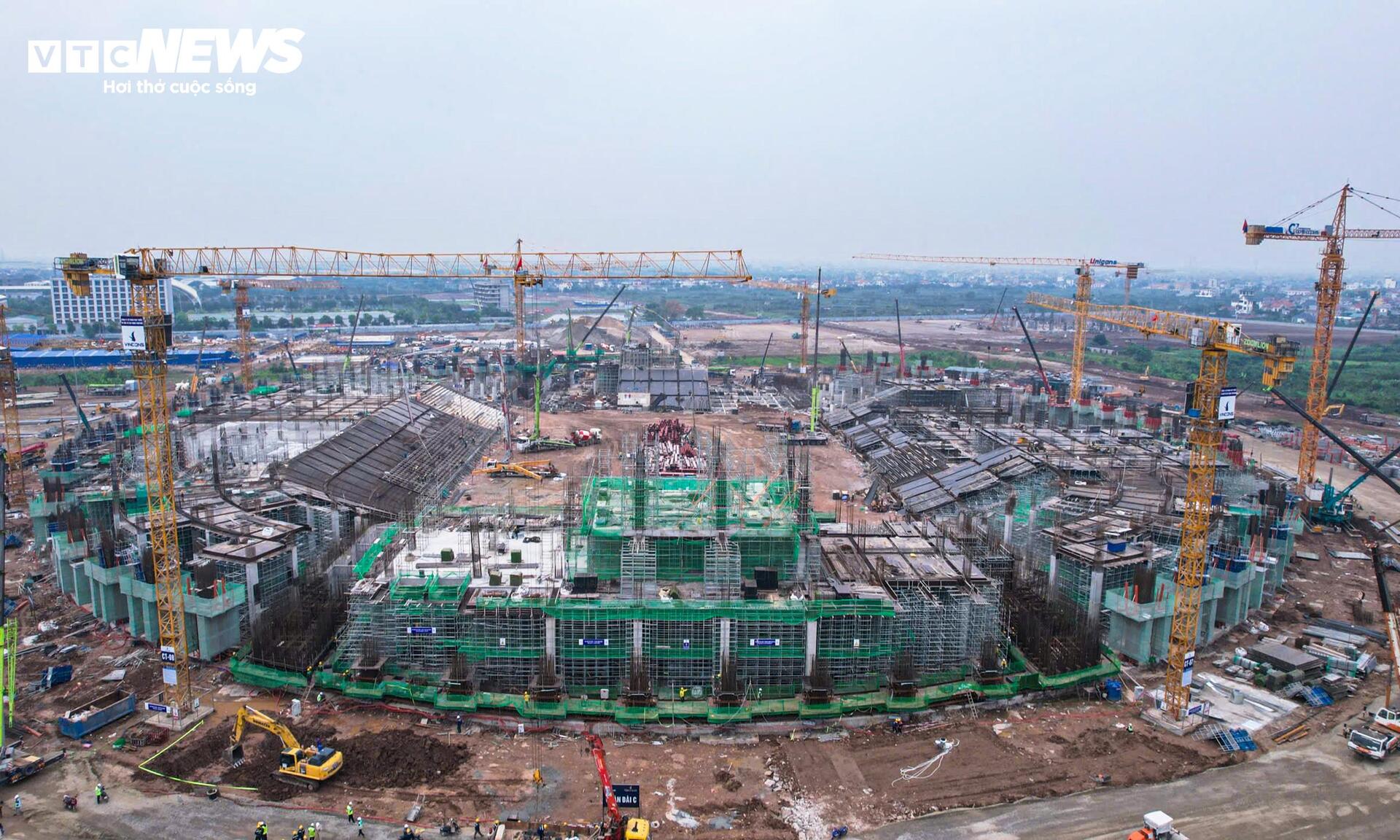 Đại công trường sân vận động 60.000 chỗ sáng đèn xuyên đêm ở Hưng Yên- Ảnh 8.