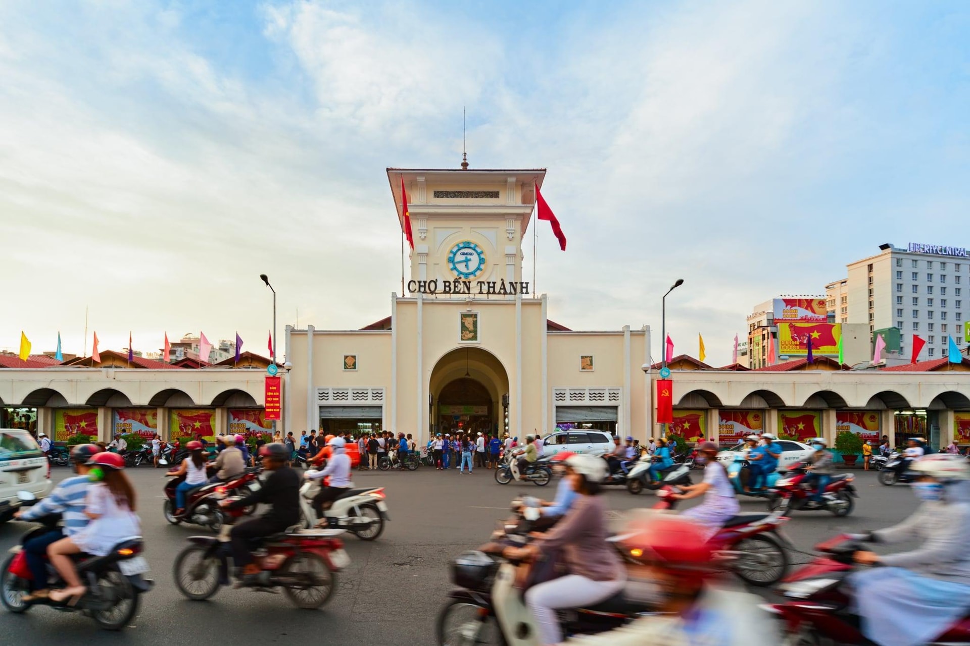 5 năm sau cái bắt tay giữa Masterise Homes và Marriot International, căn hộ hàng hiệu The Ritz-Carlton Residences từng khuấy đảo Hà Nội nay xuất hiện tại vị trí đắc địa nhất TPHCM- Ảnh 2.