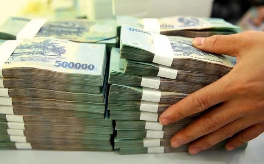 Khách hàng siêu Vip của ngân hàng: Có 167.000 tỷ tiền gửi, hưởng lãi suất lên tới 8,5% - Ảnh 1.