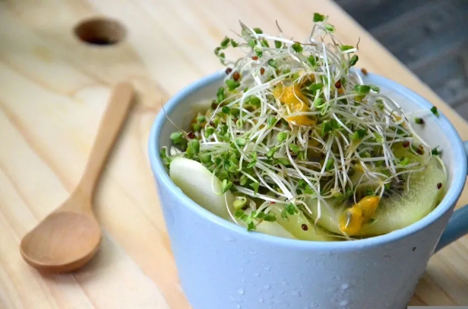 “Siêu thực phẩm” chống ung thư mạnh gấp 100 lần bông cải xanh: Chỉ 7 ngày là có thể tự trồng tại nhà - Ảnh 1.