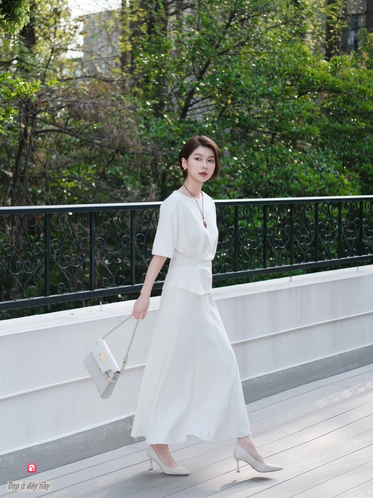 Nếu chưa biết mặc gì đi làm, hãy thử style công sở kiểu quý cô nước Pháp- Ảnh 4.