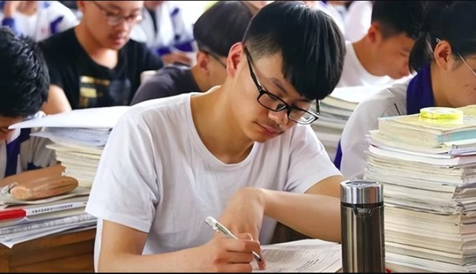 Việt Nam có 1 loại rau rẻ bèo, cực quen thuộc, hóa ra là "siêu thực phẩm" mà Trung Quốc cực thích - Ảnh 3.