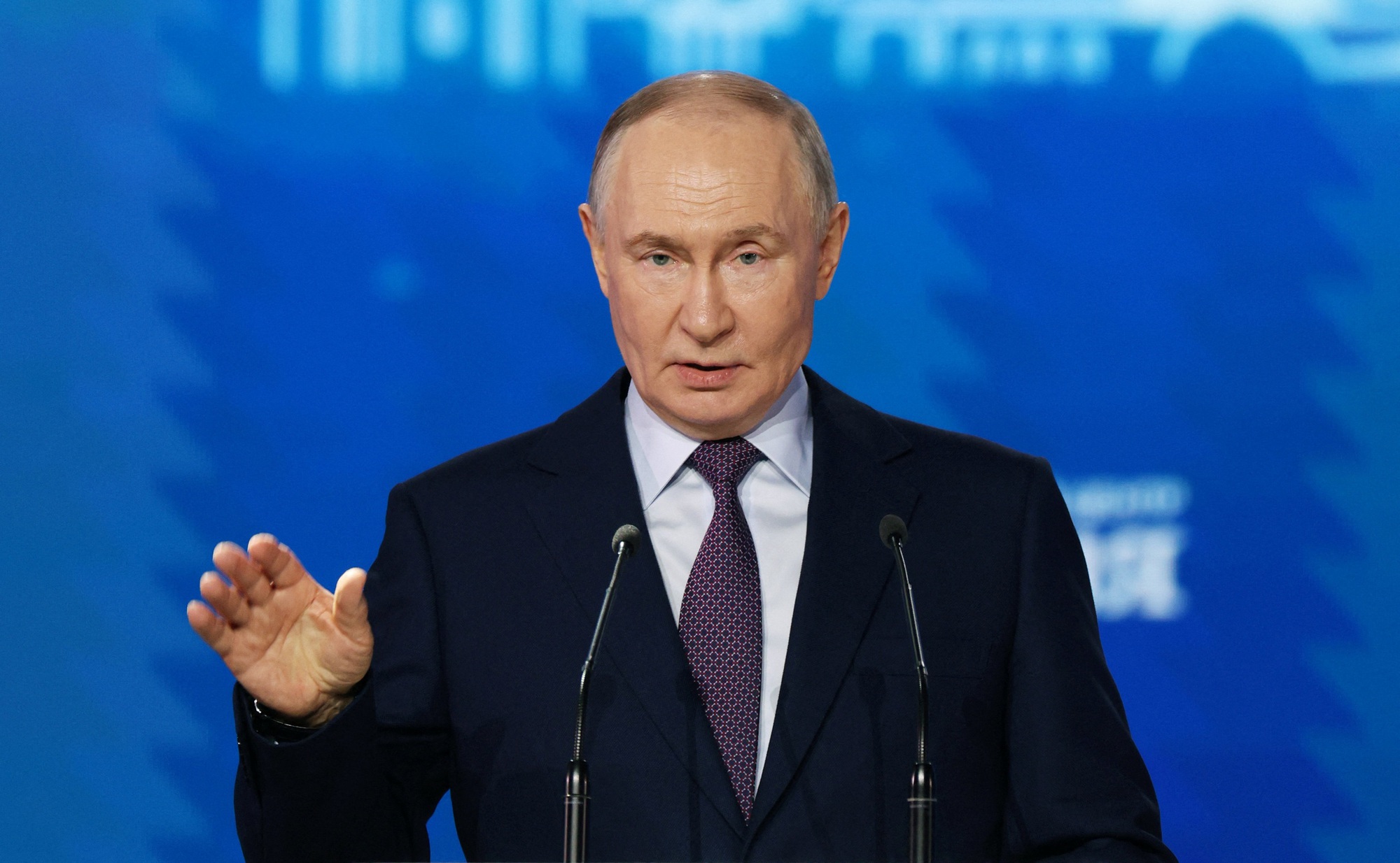 Nga tuyên bố hạ sát chỉ huy Kiev! 40 đợt tấn công ồ ạt, bất ngờ đã xảy ra - Ông Putin tuyên bố nóng về "kết thúc" - Ảnh 3.