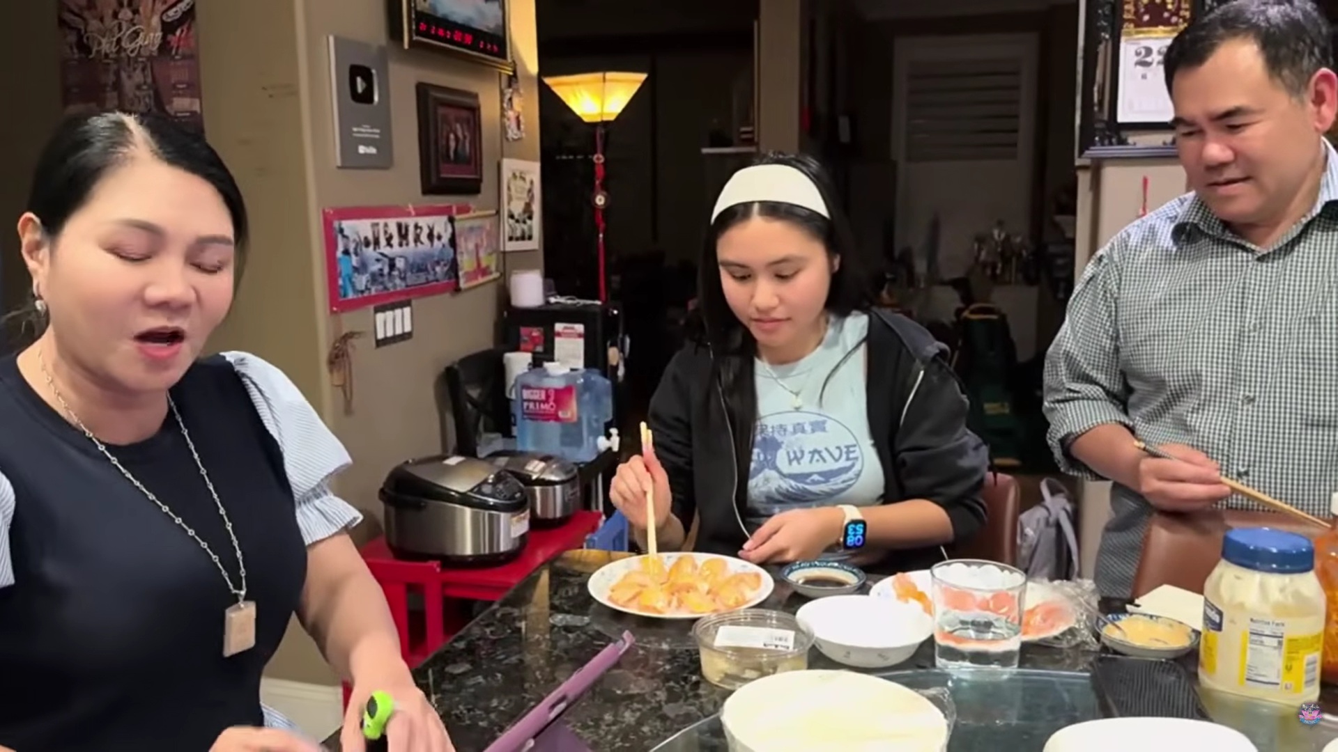 Nữ NSƯT quây quần bên chồng con tại biệt thự hơn 50 tỷ ở Mỹ- Ảnh 1.