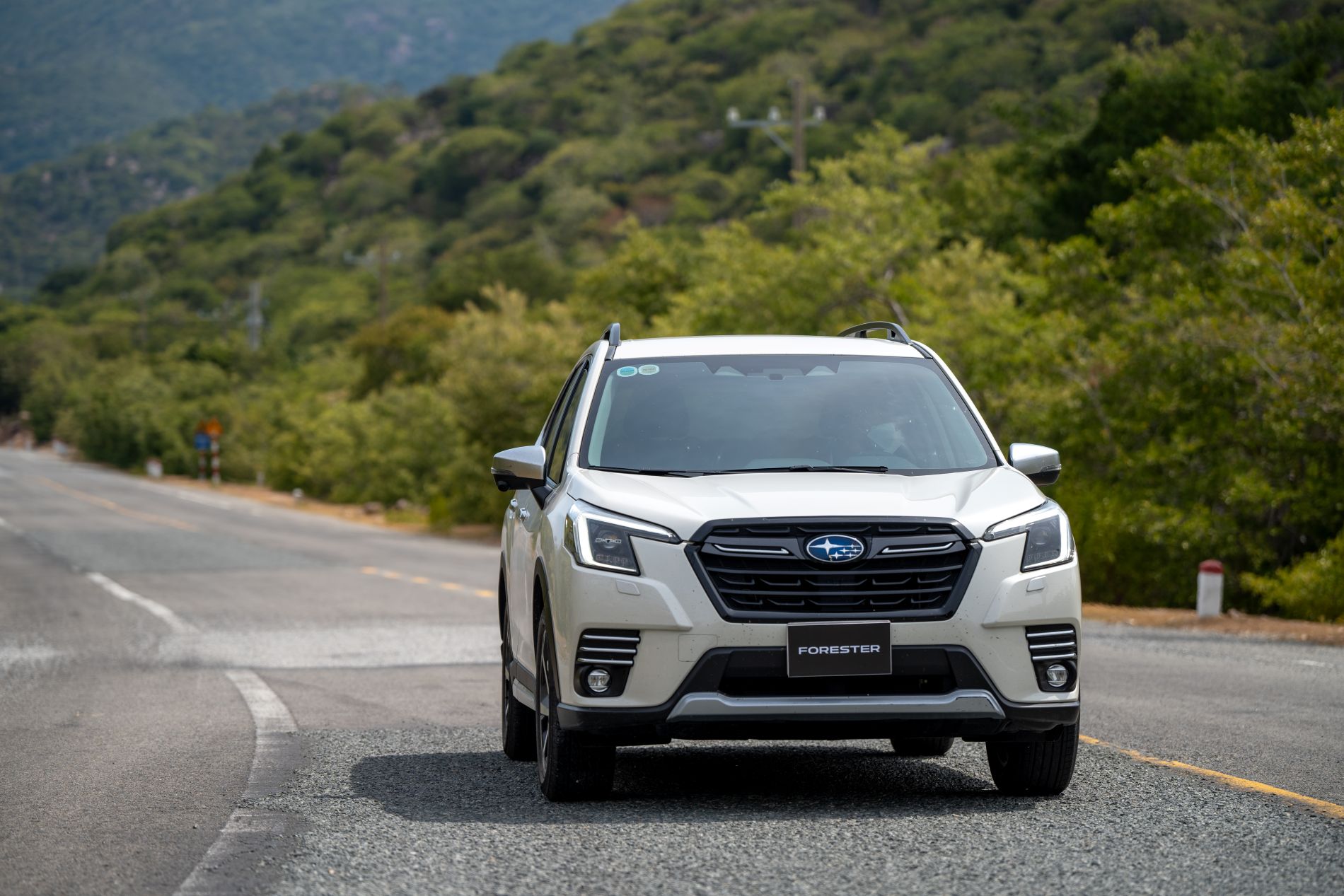 Subaru Forester bản nhập Thái giảm tối đa 310 triệu đồng  - Ảnh 2.