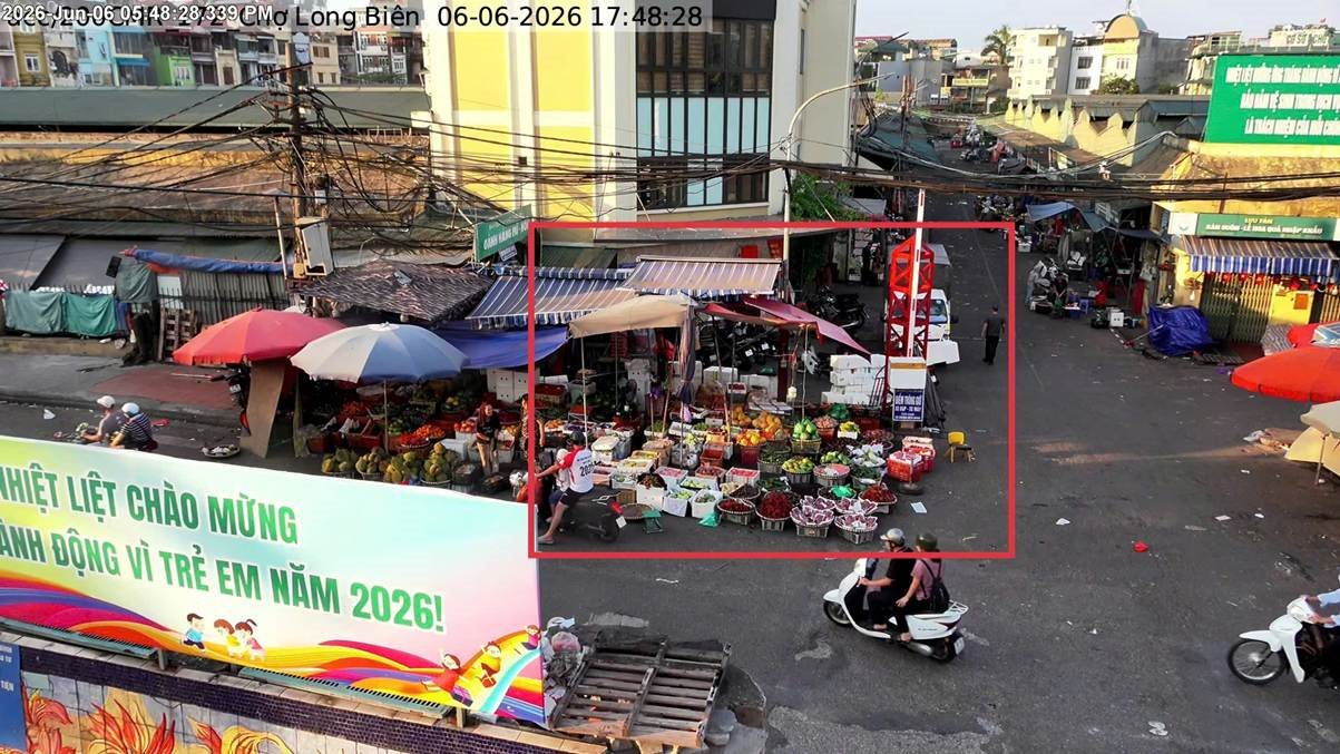 Sau 1 tuần thí điểm 'siêu phẩm' tuần tra trên không, Công an Hà Nội công bố loạt hình ảnh vi phạm 'nét căng' - Ảnh 5.