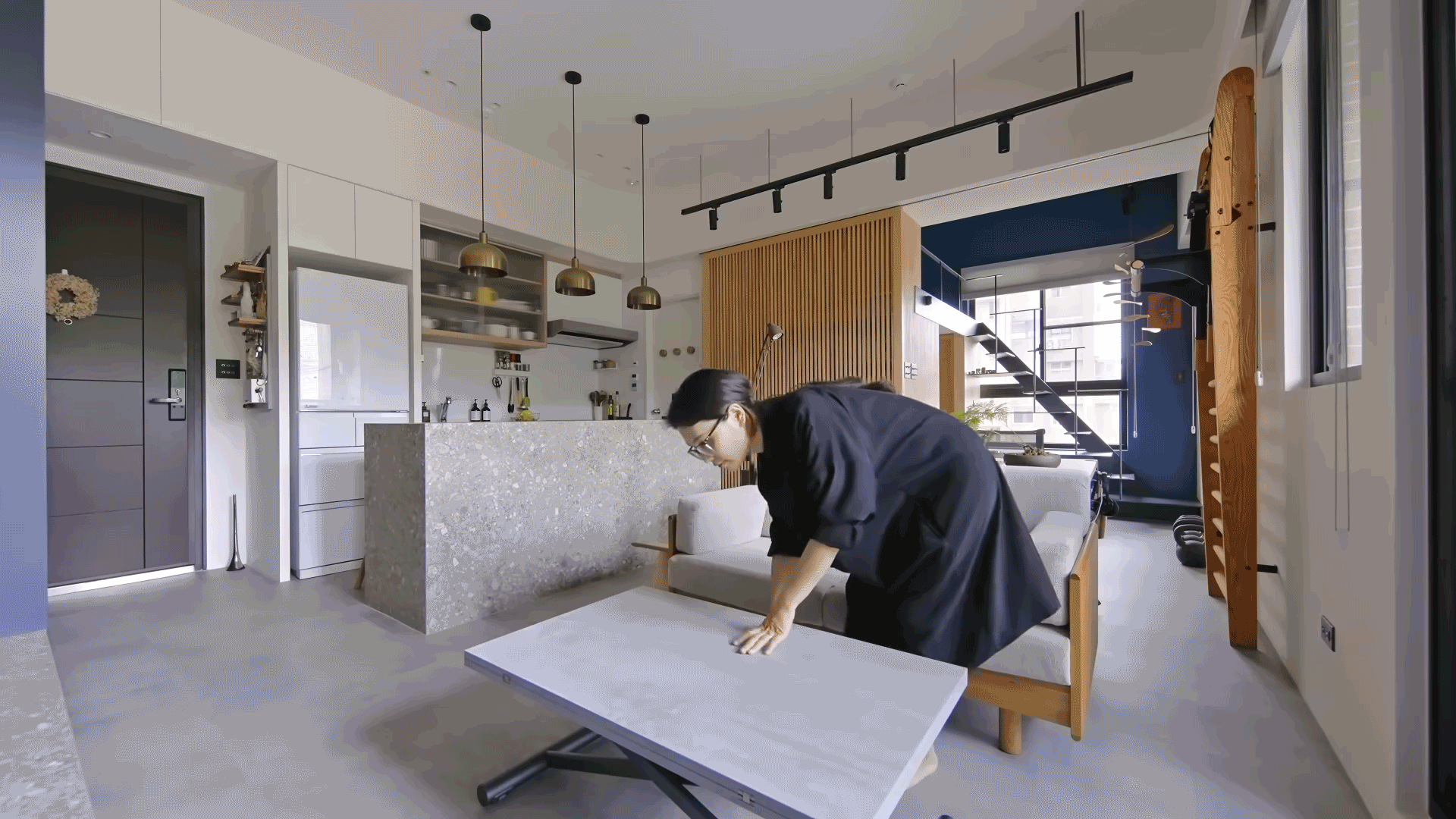 Căn hộ 33m² của cô gái 29 tuổi khiến ai cũng bất ngờ: Không rộng nhưng tiện nghi, đẹp như trong phim- Ảnh 10.