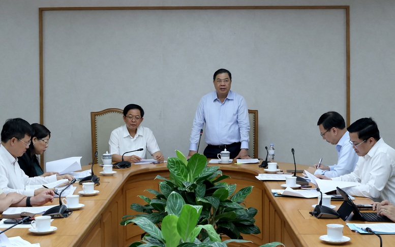 Hai Phó Thủ tướng chỉ đạo xử lý dứt điểm khó khăn, vướng mắc trong giải phóng mặt bằng các dự án phục vụ APEC 2027- Ảnh 2.