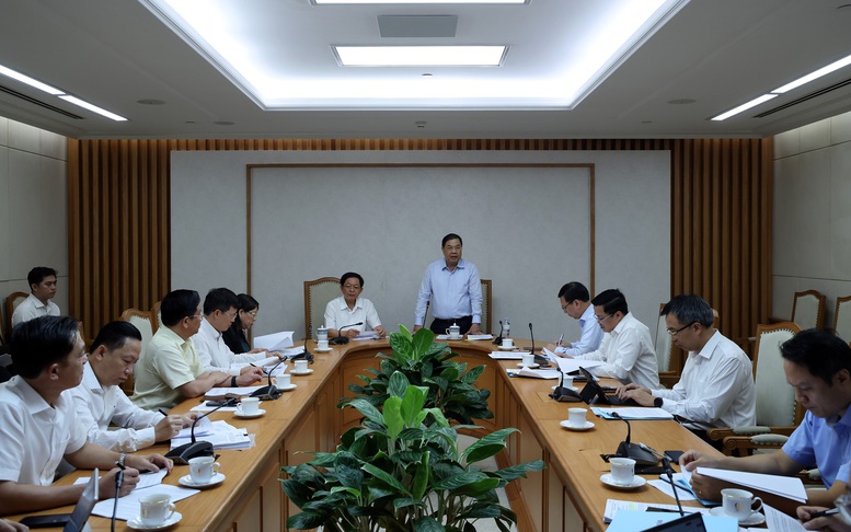 Hai Phó Thủ tướng chỉ đạo xử lý dứt điểm khó khăn, vướng mắc trong giải phóng mặt bằng các dự án phục vụ APEC 2027- Ảnh 1.