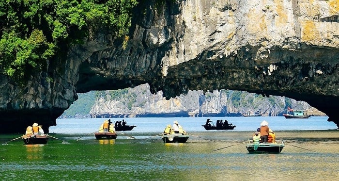 Di sản Việt Nam được UNESCO ghi nhận nhiều lần: 5 tháng đầu năm đón lượng khách Tây gấp 4 lần khách Việt - Ảnh 3.