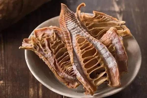 10 loại rau này đem phơi khô còn thơm hơn cả thịt: Bạn đã biết cách phơi khô bao nhiêu loại rồi? - Ảnh 2.