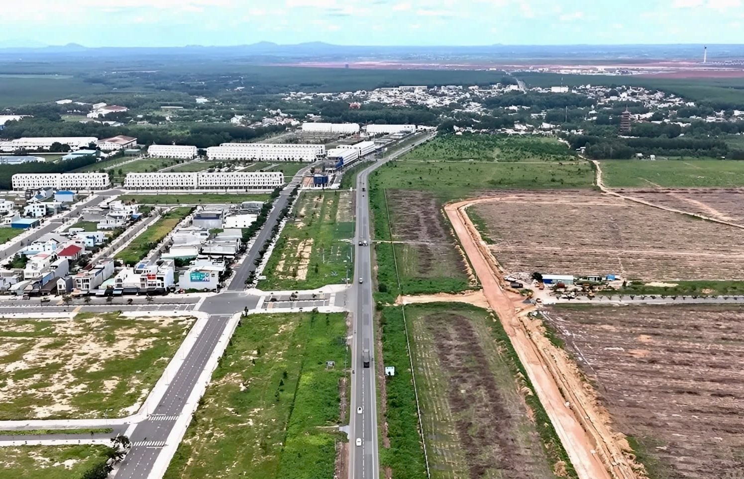 Đồng Nai thu hồi hơn 1.164 ha đất gần sân bay Long Thành trong tháng 6- Ảnh 1.