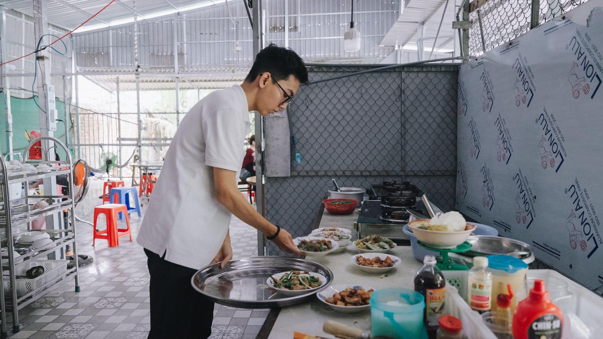 Hành trình Tiên Phong - Ươm Mầm Xanh đồng hành cùng những sinh viên giàu nghị lực - Ảnh 2.