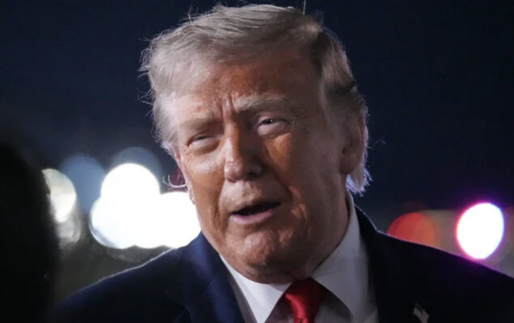 Tổng thống Trump nói có thể triển khai cuộc tấn công mới vào nhà máy và cầu Iran- Ảnh 1.