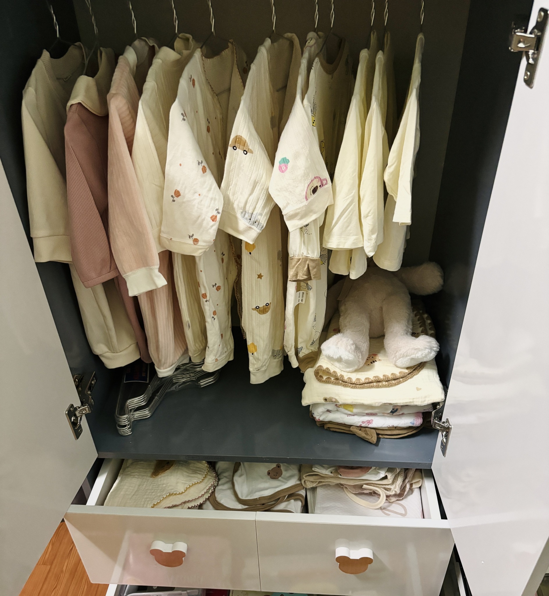 Từ mê mỹ phẩm sang mê dọn dẹp, mẹ đảm ở Hà Nội khiến nhiều người bất ngờ với ngôi nhà luôn sạch như mới- Ảnh 11.
