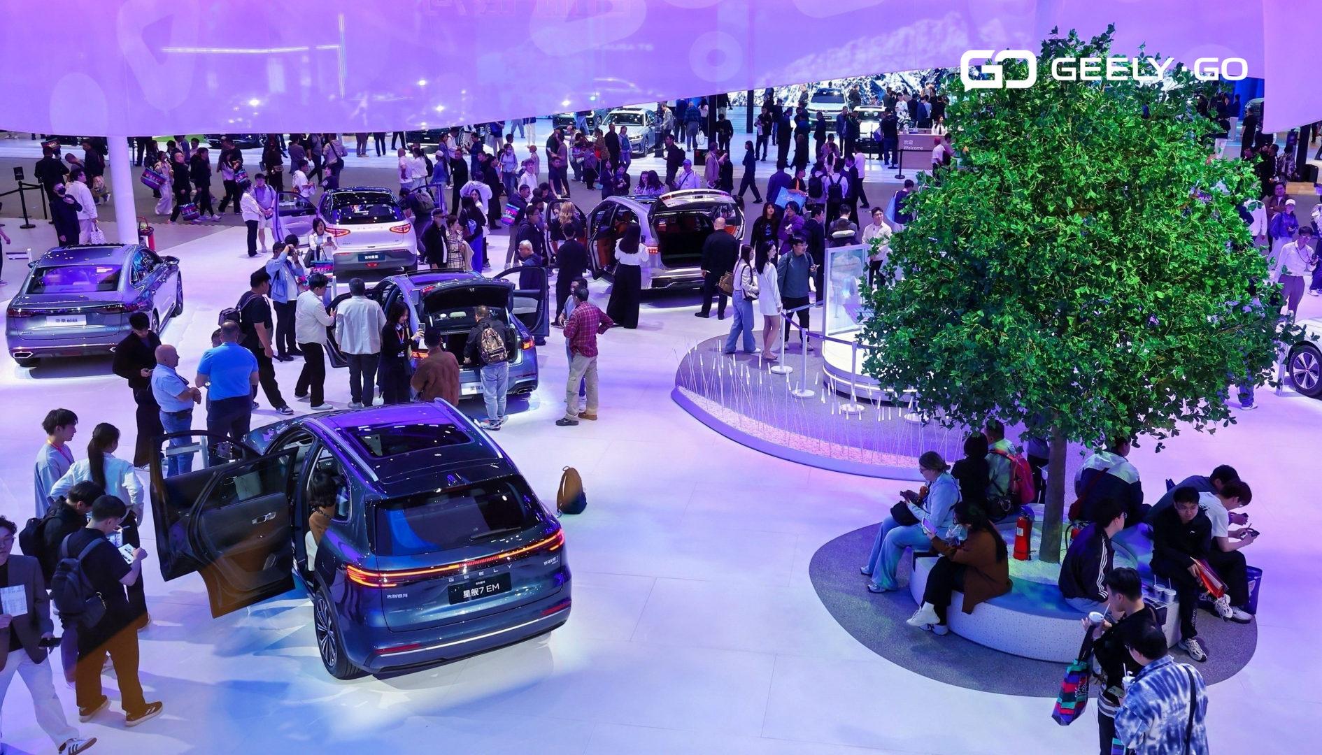 Những vị khách đặc biệt và hành trình khám phá vũ trụ công nghệ Geely - Ảnh 4.