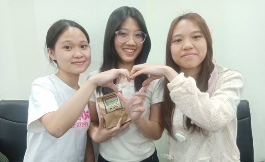AI biến giảng đường thành “cửa khẩu số”, sinh viên trải nghiệm du học không cần xuất ngoại- Ảnh 2.