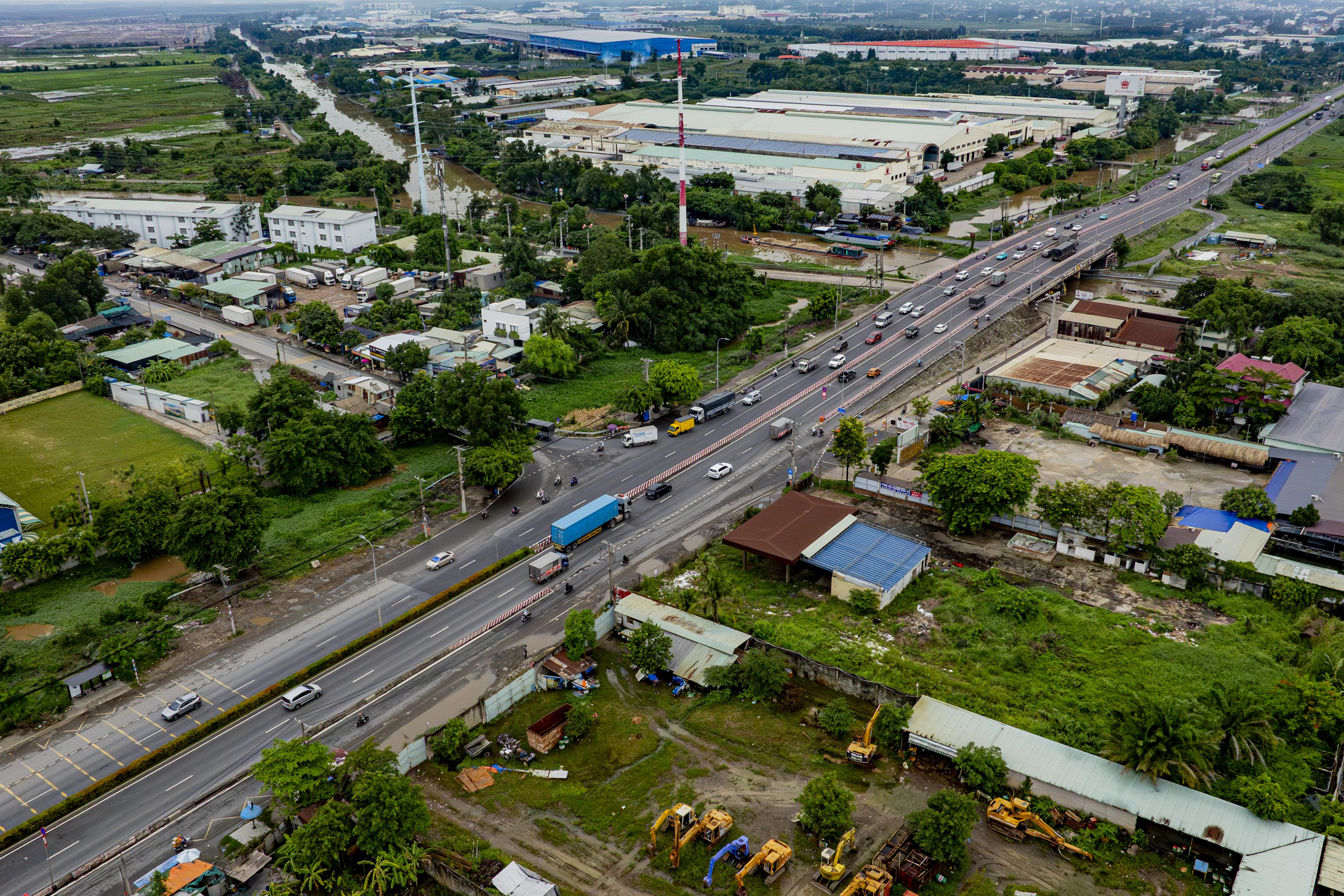Toàn cảnh các con đường nghìn tỷ kết nối khu đô thị hơn 2 tỷ USD của Vinhomes với trung tâm TP.HCM - Ảnh 4.