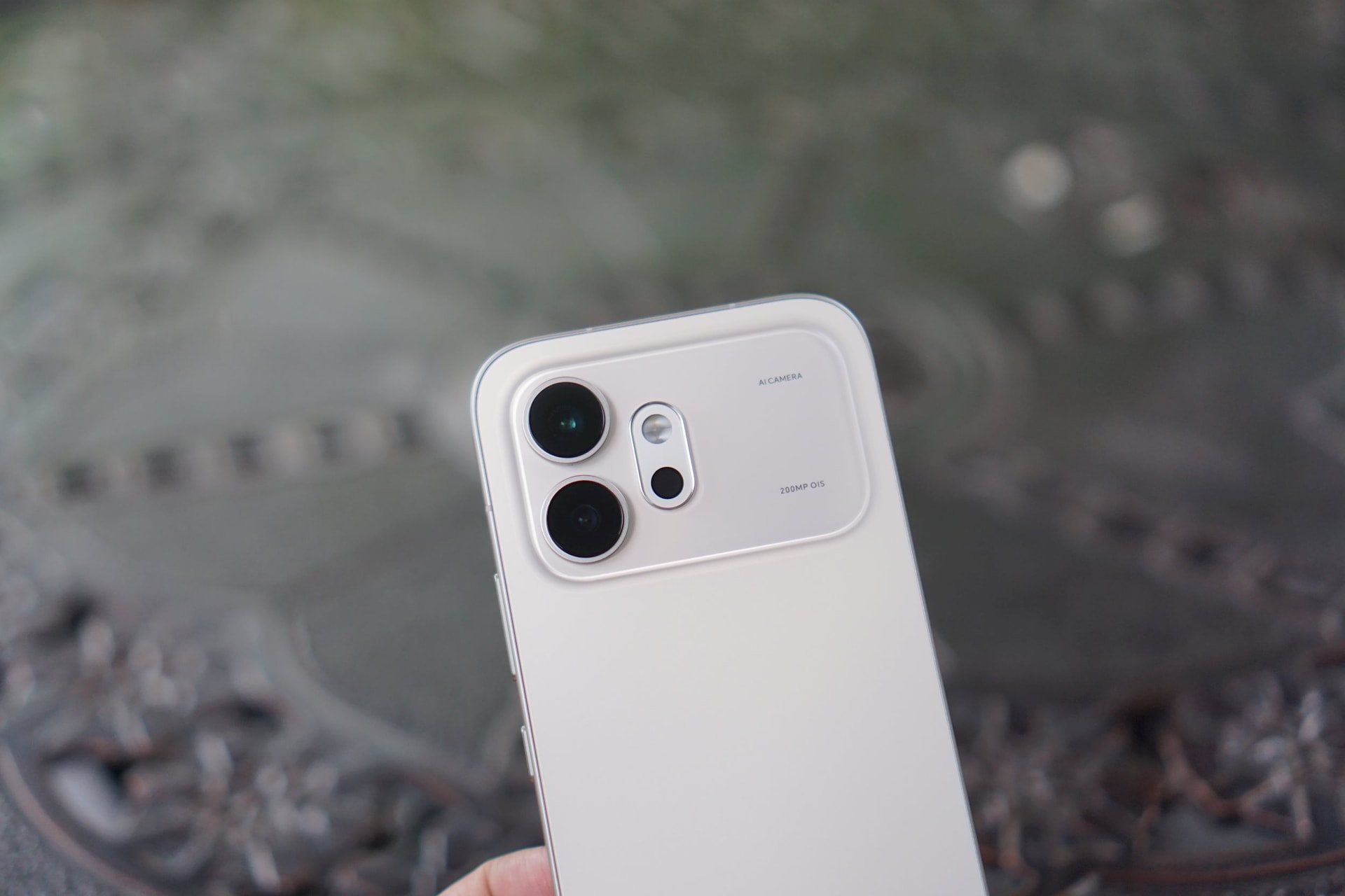 Khó tin nhưng là sự thật - đây là cái tên có thể đối đầu smartphone flagship bằng AI Imaging và giá trị sử dụng thực tế- Ảnh 3.