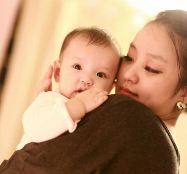 Cựu hot girl Mi Vân: Nàng thơ thanh xuân đời đầu có xuất thân danh giá và cuộc sống viên mãn an yên ở tuổi U40- Ảnh 4.