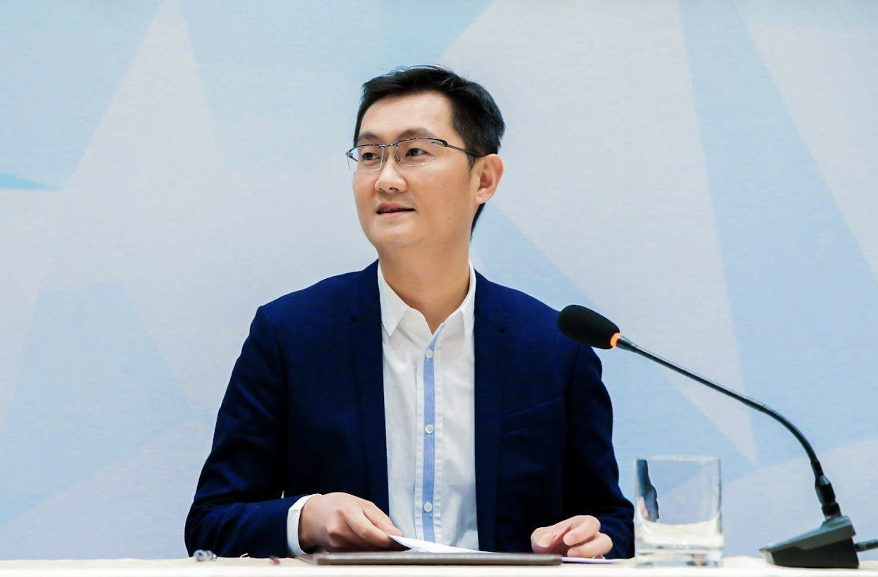 Sự thật bất ngờ về Top 10 tỷ phú giàu nhất Trung Quốc năm 2026: Không một ai làm giàu từ bất động sản, công nghệ và AI thắng thế- Ảnh 2.