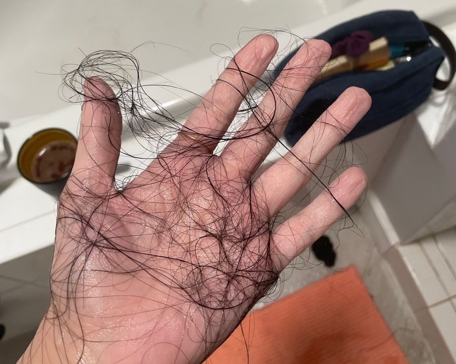 4 đặc điểm trên tóc tiết lộ bạn dễ nằm trong nhóm sống thọ, trẻ lâu- Ảnh 1.
