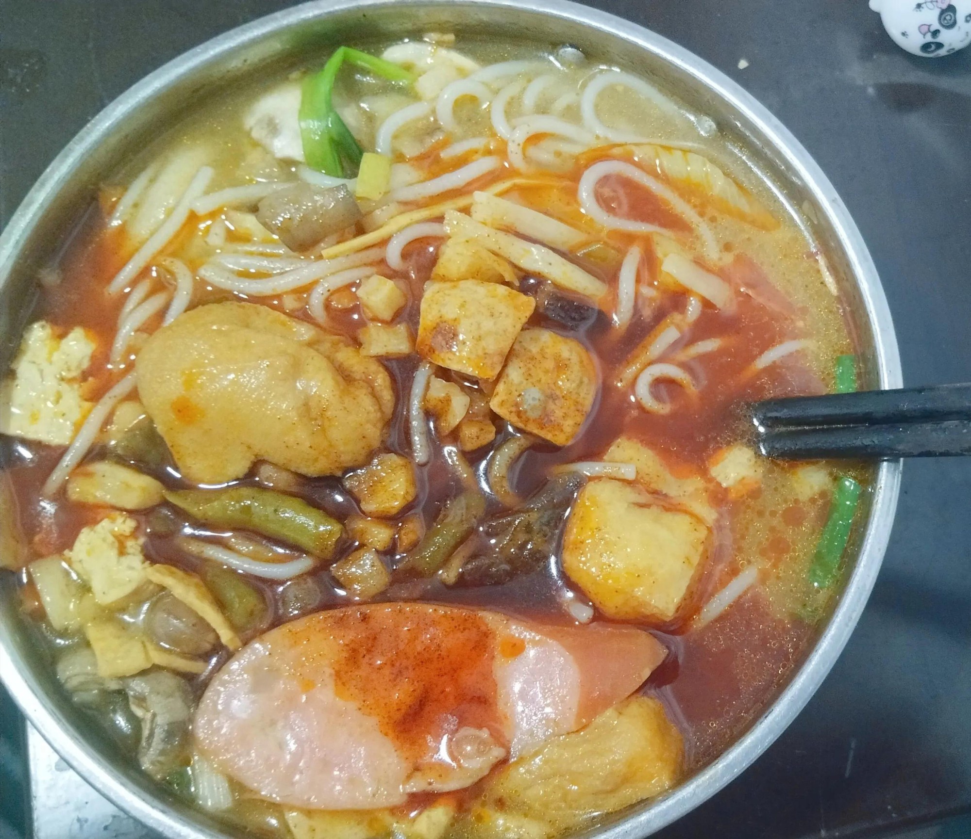 Nghiện tiết kiệm tiền: Chỉ khoảng 4 triệu đồng/tháng tiền ăn, gia đình 6 người vẫn ăn uống đủ đầy- Ảnh 1.