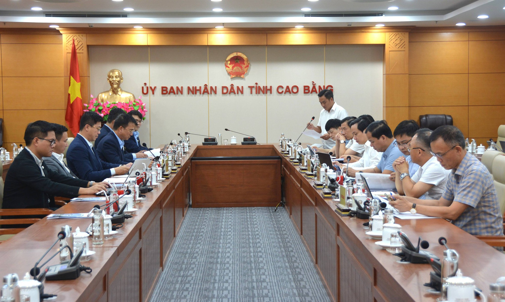 Phát hiện ‘kho báu’ trữ lượng lên tới 217.000.000 tấn đang nằm rải rác, tỉnh giáp Trung Quốc 'ráo riết' tìm cách khai thác- Ảnh 1. Phát hiện ‘kho báu’ trữ lượng lên tới 217.000.000 tấn đang nằm rải rác, tỉnh giáp Trung Quốc 'ráo riết' tìm cách khai thác- Ảnh 1.