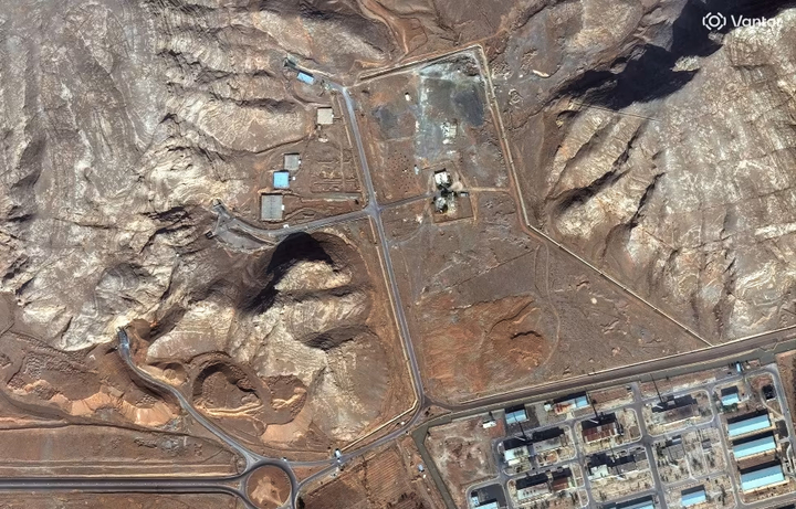 Chiêu độc cản bước Mỹ tiếp cận kho uranium của Iran- Ảnh 1.