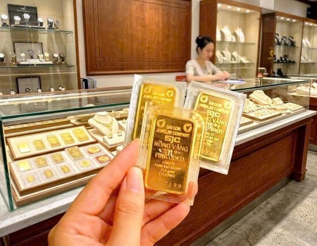 Vay 4 cây vàng lúc giá vàng 190 triệu, giờ vàng giảm muốn trả vàng lại bị nói không biết điều?- Ảnh 7.