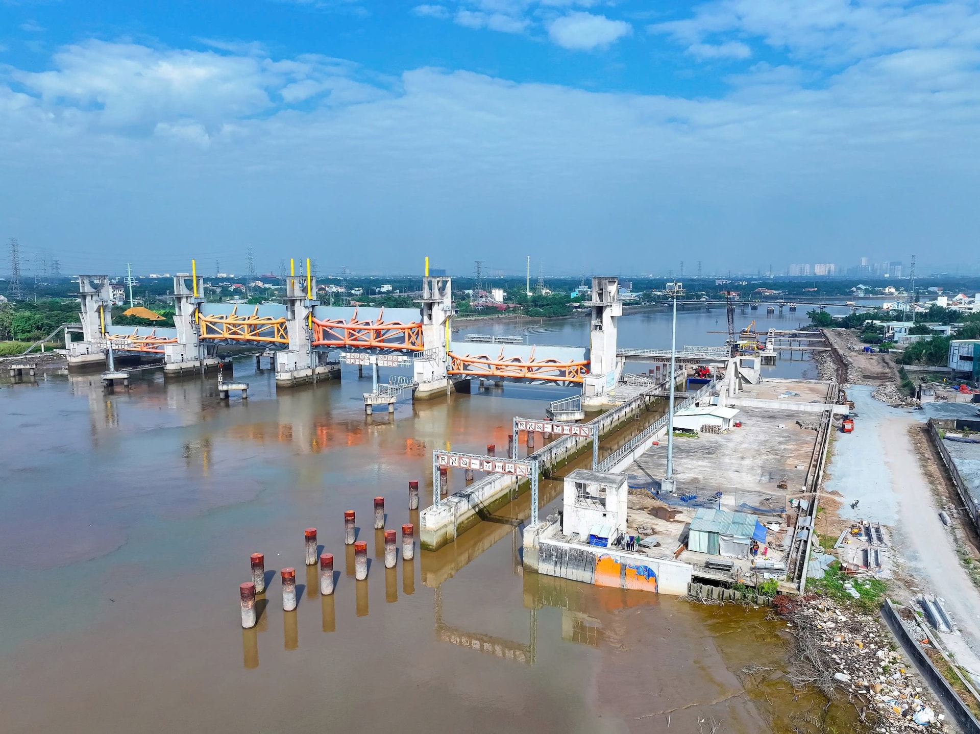 Thủ tướng Lê Minh Hưng: Năm nay phải hoàn thành dự án chống ngập 10.000 tỷ đồng của TP.HCM- Ảnh 1.