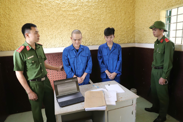 Xuất hiện thủ đoạn mới liên quan đến VNeID, bảo hiểm, tất cả người dân đặc biệt chú ý- Ảnh 1.