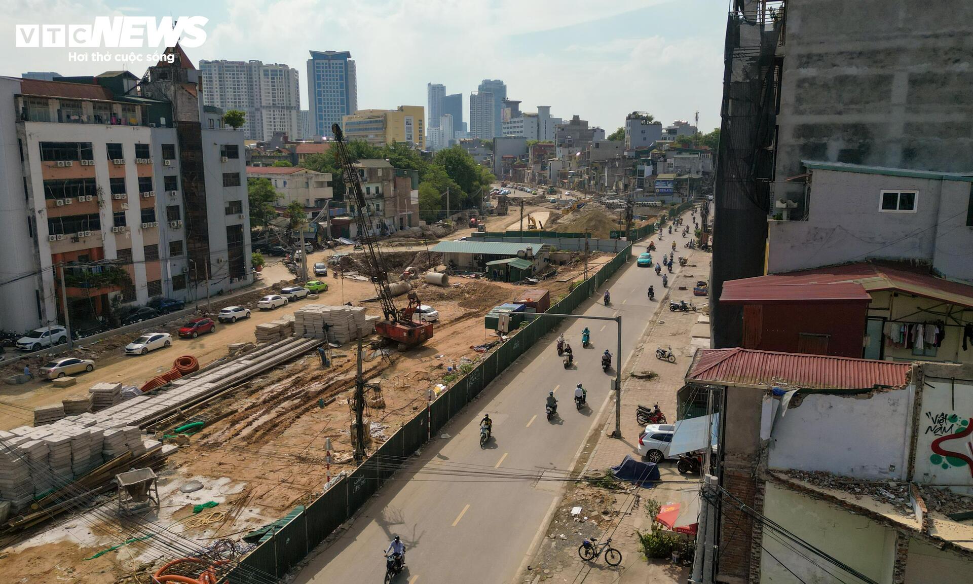 Đại công trường nhà ga metro số 5 tại nút giao Nguyễn Chí Thanh - La Thành- Ảnh 11.