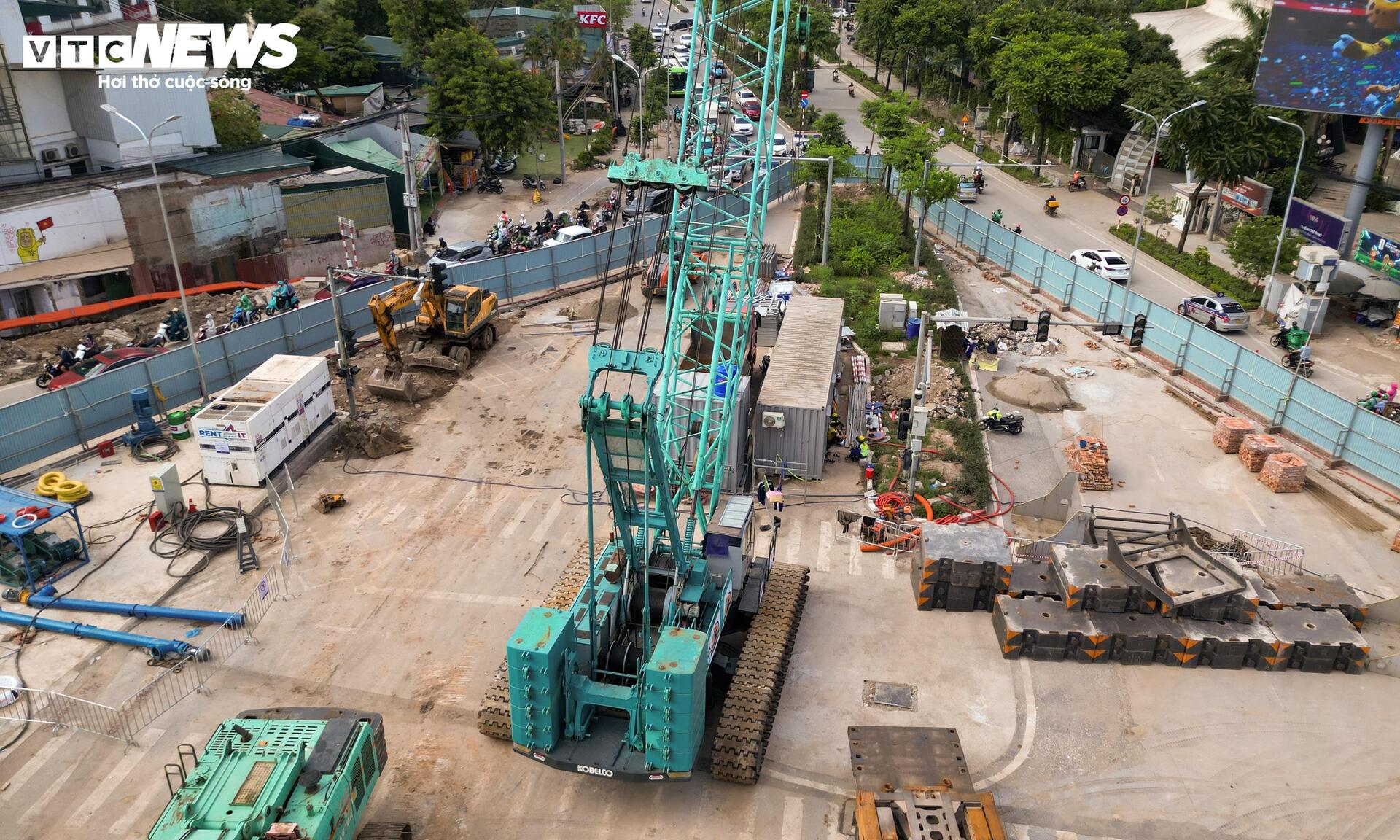 Đại công trường nhà ga metro số 5 tại nút giao Nguyễn Chí Thanh - La Thành- Ảnh 5.