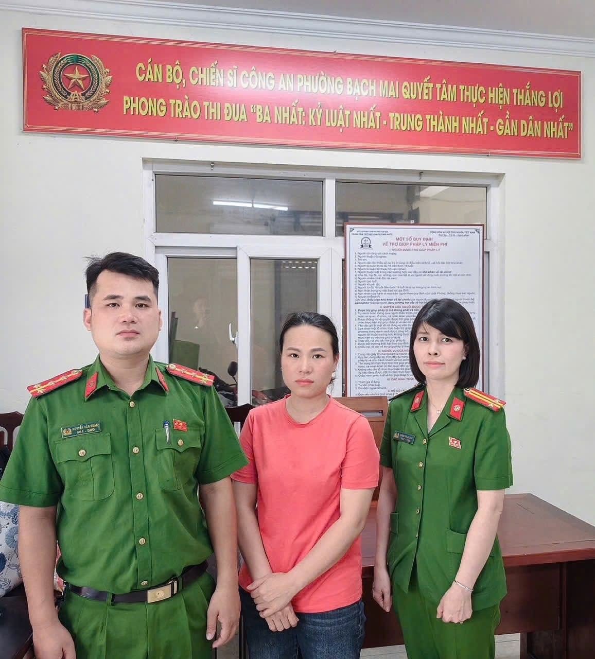 Vũ Thị Phương Hằng SN 1991 vừa ra đầu thú - Ảnh 1.