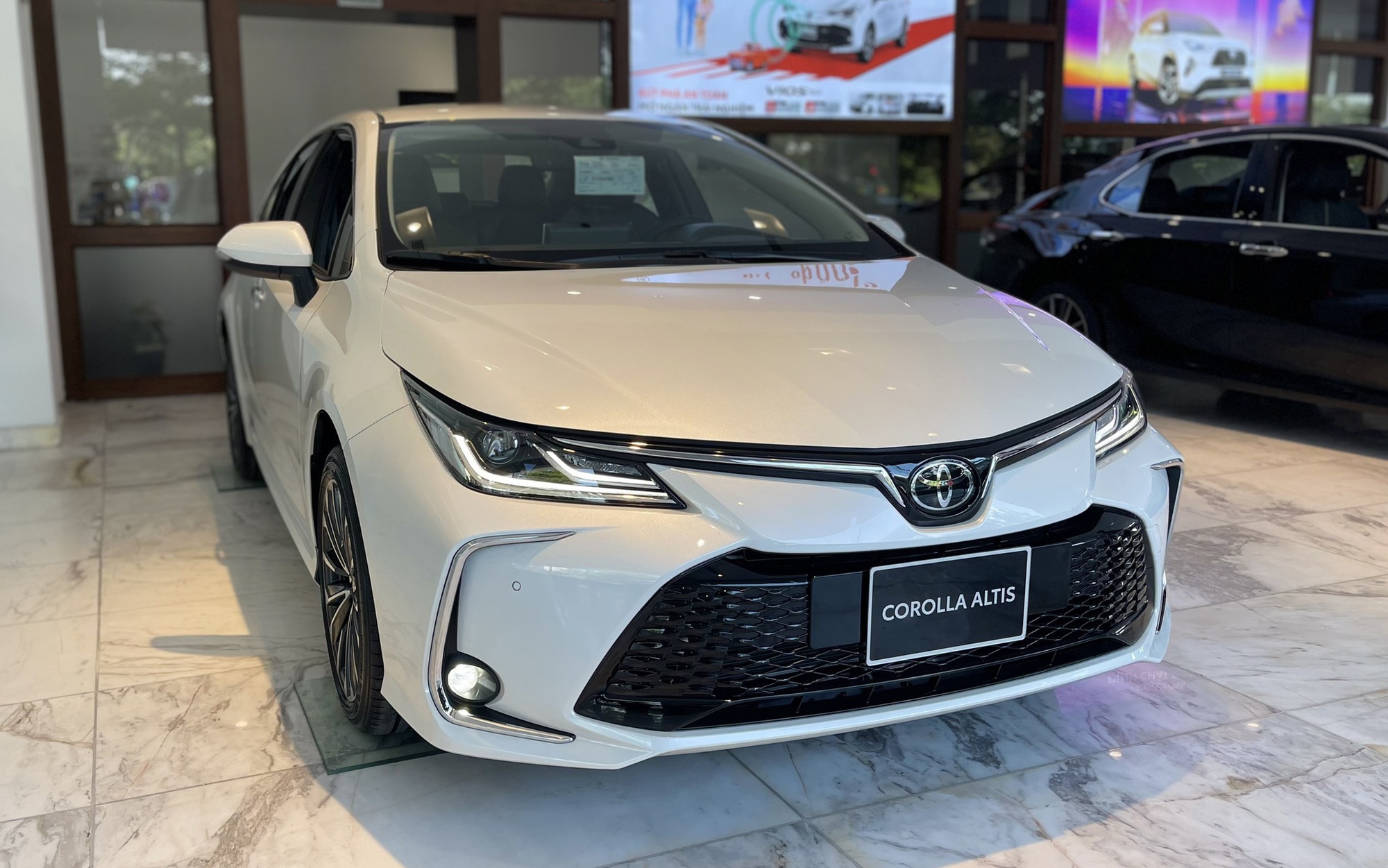 Sedan cỡ C dần đuối tại Việt Nam: Mazda3 rẻ nhất dưới 560 triệu đồng, K3 chỉ còn 2 phiên bản khi Corolla Altis rút khỏi thị trường - Ảnh 2.