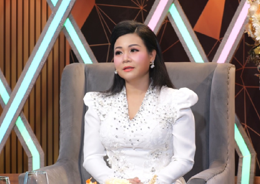 Nữ ca sĩ Bolero ốm nặng, kiệt sức: Tuyệt đối không bỏ 1 việc- Ảnh 1.