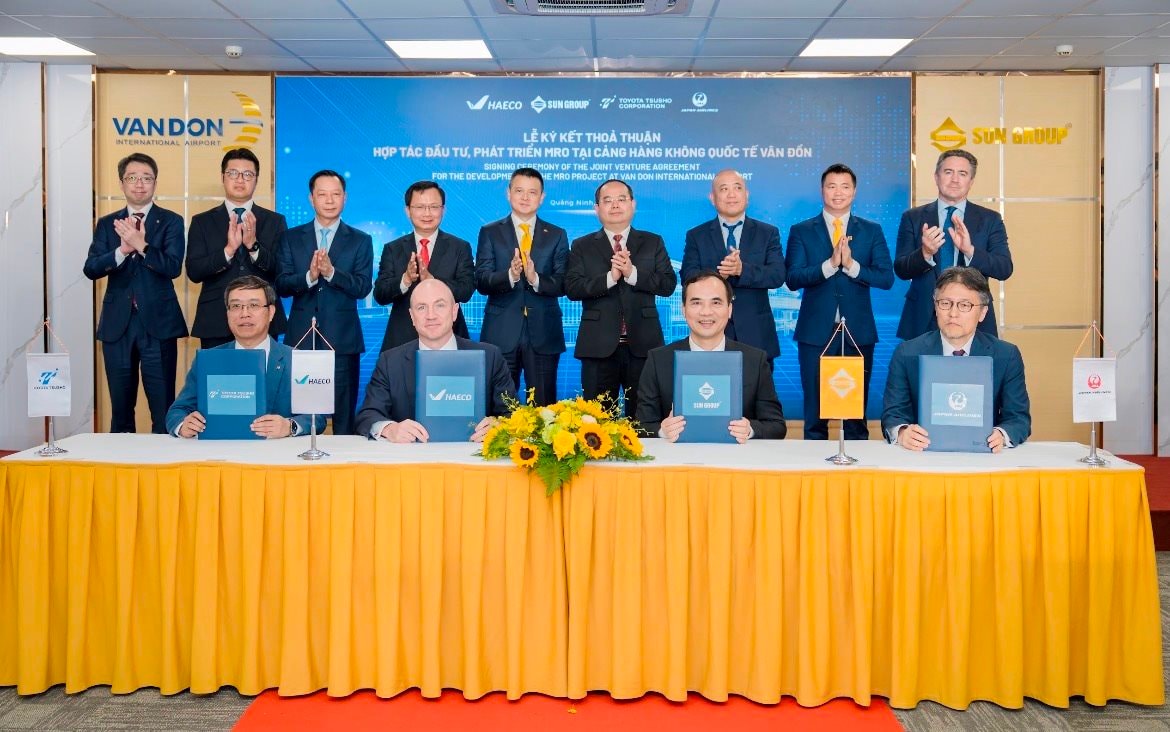 Sun Group ký kết với 3 “ông lớn” hàng không, nghiên cứu đầu tư xây dựng tổ hợp bảo dưỡng máy bay 360 triệu USD tại Vân Đồn- Ảnh 2.