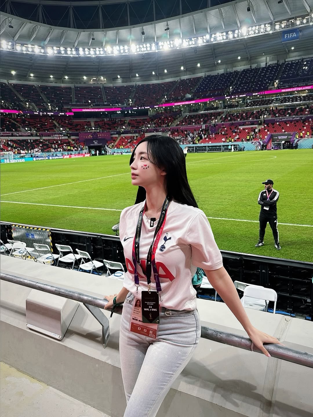 Nữ MC từng khiến MXH “đứng hình” ở World Cup 2022: Kết hôn với chồng kém 7 tuổi, cuộc sống hiện tại bất ngờ - Ảnh 2.