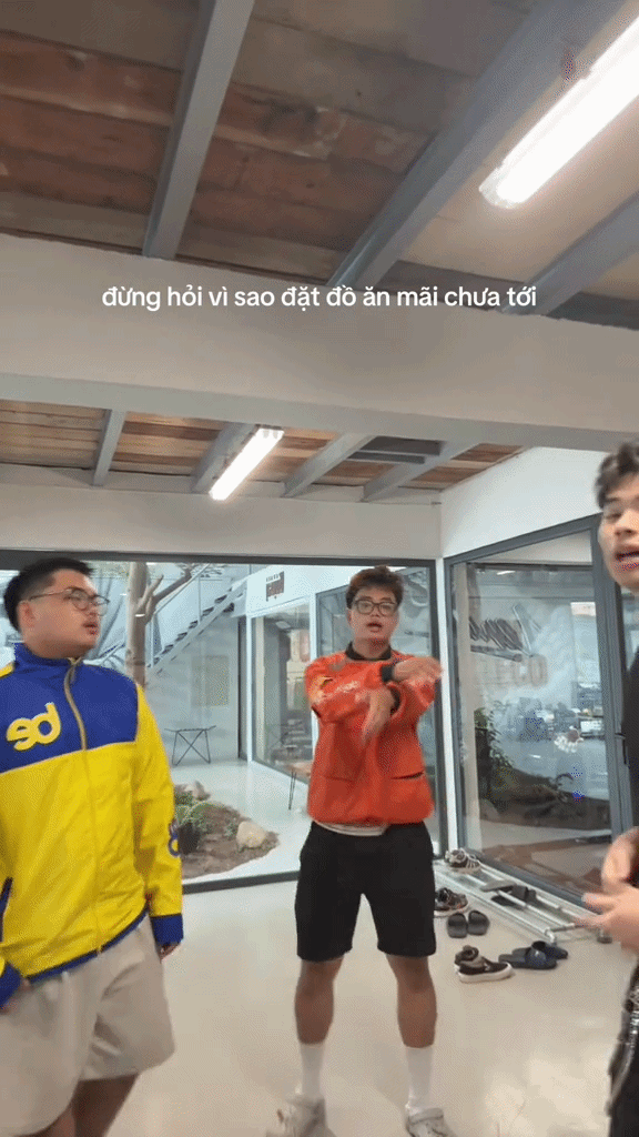 Bộ 3 "boy phố" mới nổi: Bi Béo - con trai nghệ sỹ Xuân Bắc giật spotlight chỉ vì 1 nụ cười- Ảnh 1.