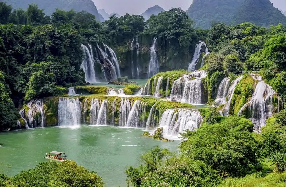 Việt Nam sở hữu thác nước tự nhiên lớn nhất Đông Nam Á, thuộc nhóm đẹp nhất thế giới- Ảnh 1.