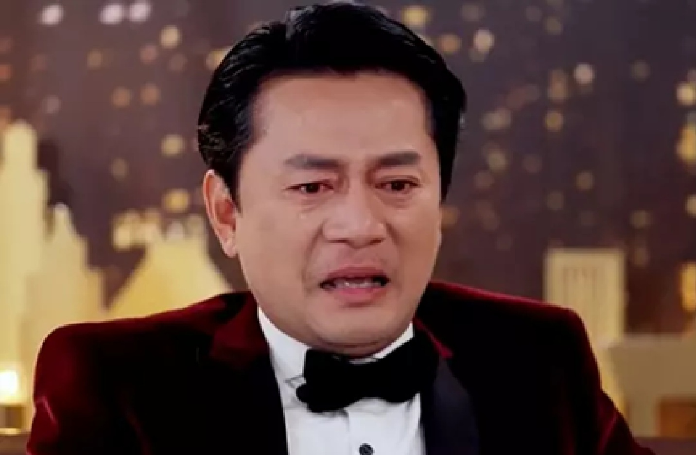 Nam diễn viên là giám đốc phải bỏ công ty qua Mỹ: "Tôi thấy mình cũng lì" - Ảnh 2.