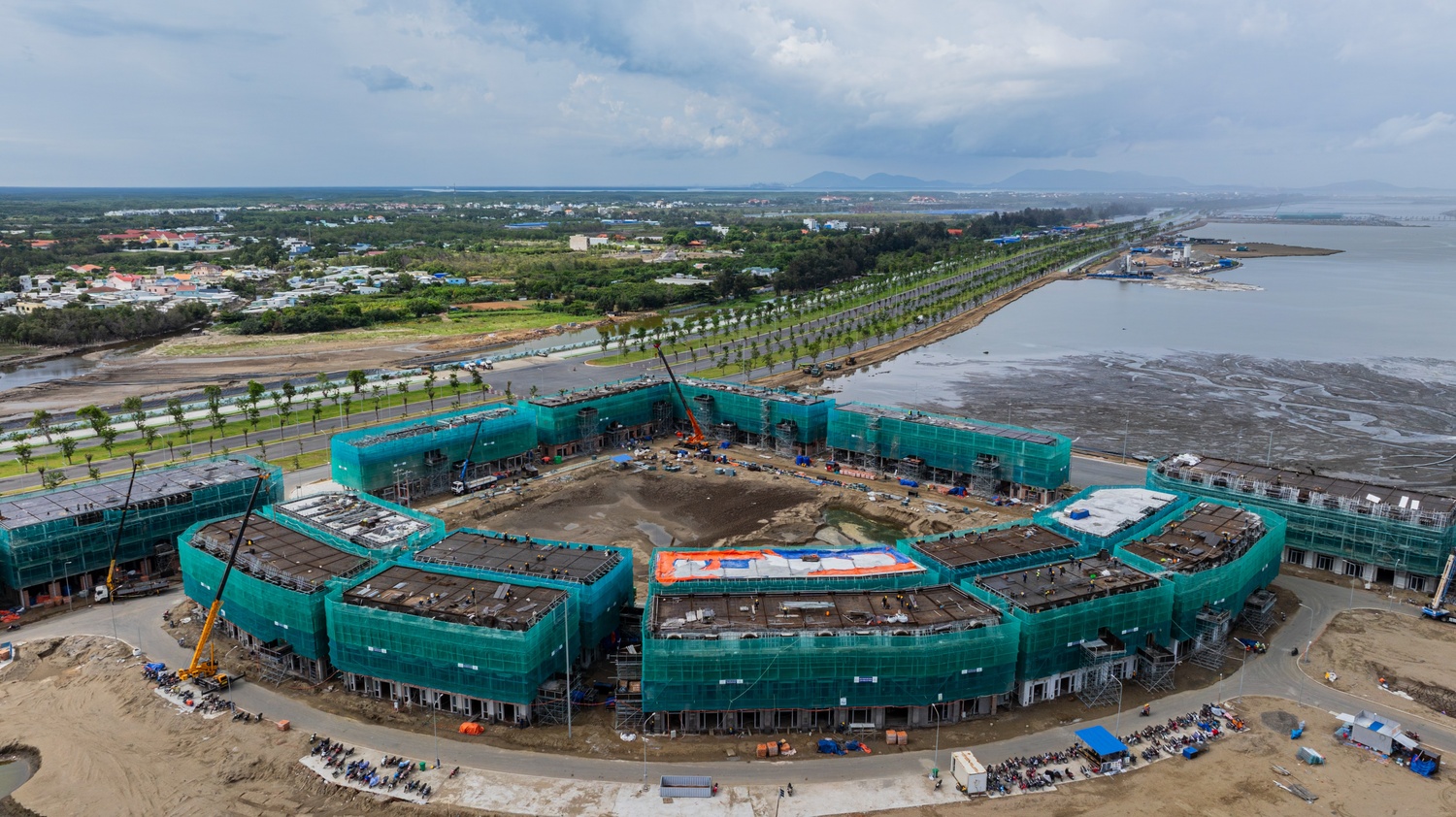 Toàn cảnh khu rừng rộng bằng 1/3 nội đô TP.HCM, ôm trọn siêu đô thị 10 tỷ USD của ông Phạm Nhật Vượng - Ảnh 8.
