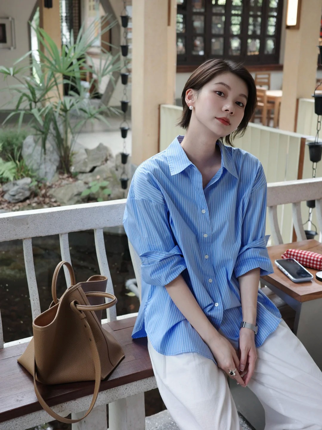 4 chuyển biến ngầm trong tư duy giúp gương mặt phụ nữ bừng sáng sau tuổi 30 - Ảnh 2.