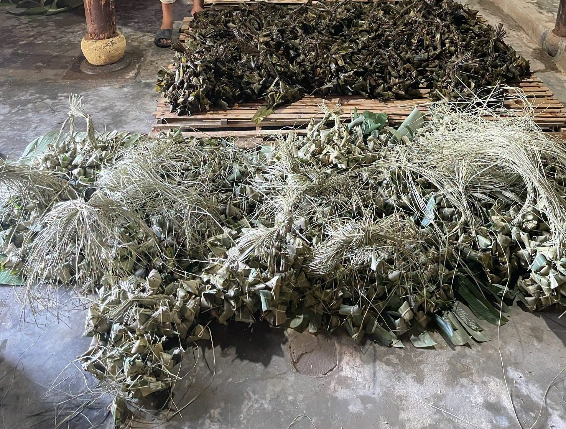 Phát hiện cơ sở dùng hàn the làm bánh ú tro tại Đà Nẵng vi phạm pháp luật - Ảnh 2.