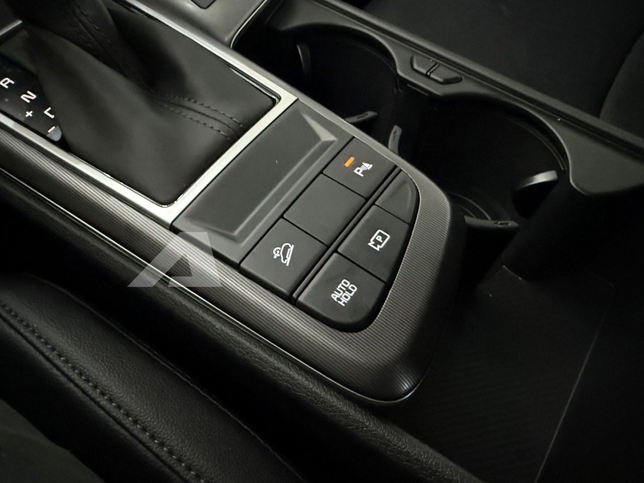 Soi Kia Sportage 2026 bản Luxury vừa về đại lý: Giá dễ tiếp cận nhất từ 839 triệu đồng, vẫn có nhiều công nghệ đáng chú ý - Ảnh 5.