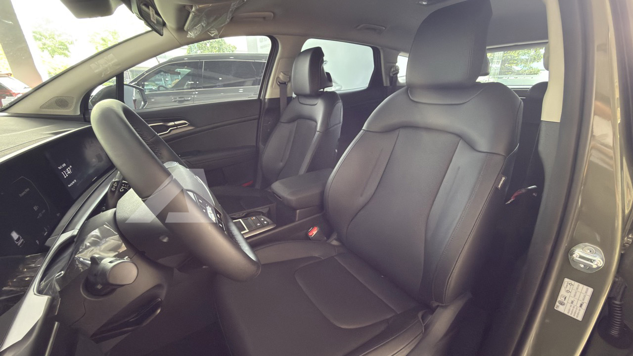 Soi Kia Sportage 2026 bản Luxury vừa về đại lý: Giá dễ tiếp cận nhất từ 839 triệu đồng, vẫn có nhiều công nghệ đáng chú ý - Ảnh 4.
